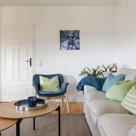 Dorfhaus1953 Nyaraló *