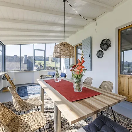 Dorfhaus1953 Nyaraló *